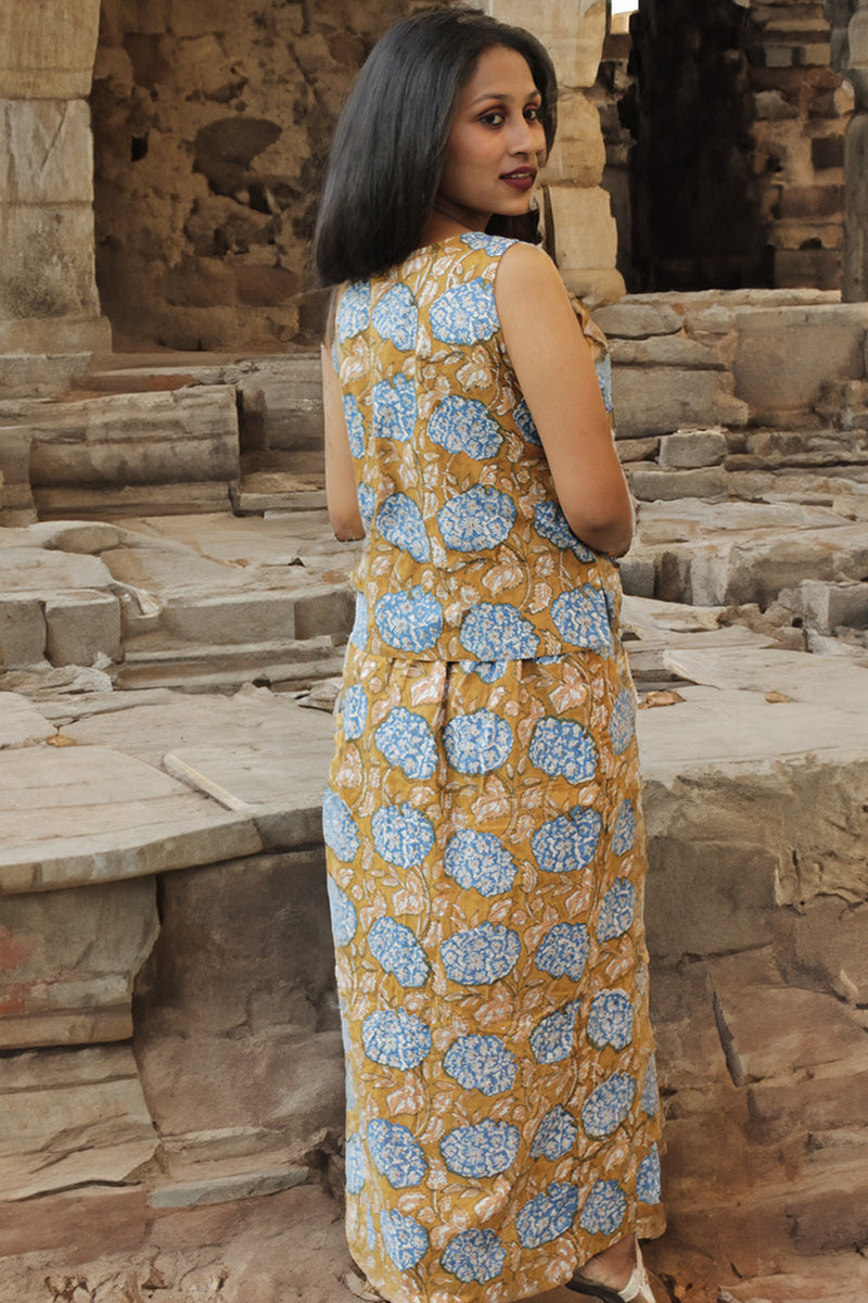 Parthavi | Long Straight Skirt | Cinnamon Floral Sanganeri