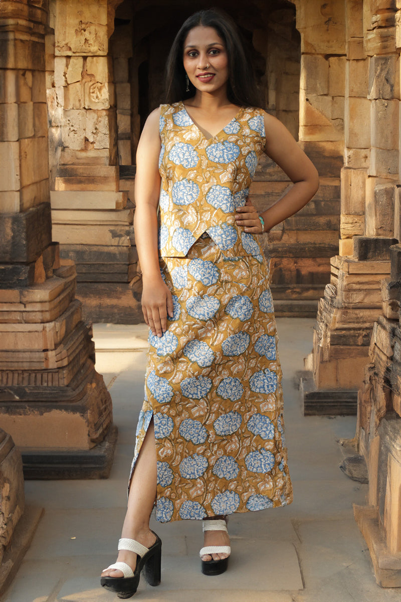 Parthavi | Long Straight Skirt | Cinnamon Floral Sanganeri