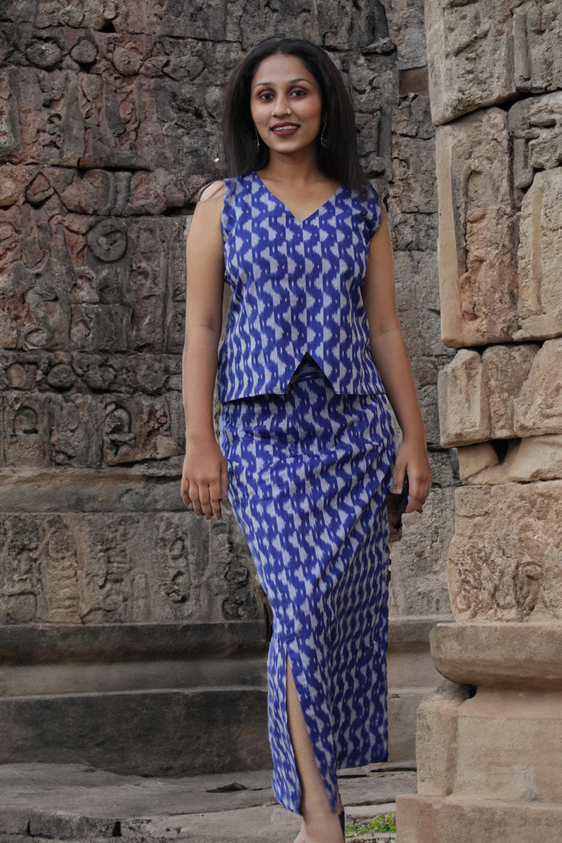 Parthavi | Long Straight Skirt | Ultramarine Ikkat