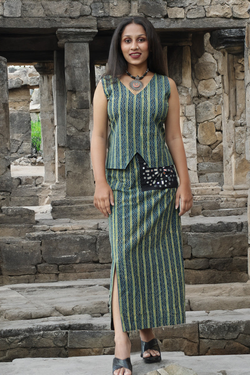 Parthavi | Long Straight Skirt | Green Dotted Chevron Ajrakh