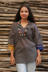 Taral | Anti Fit Cotton Top | Patteda Anchu | Noir with Blue & Yellow