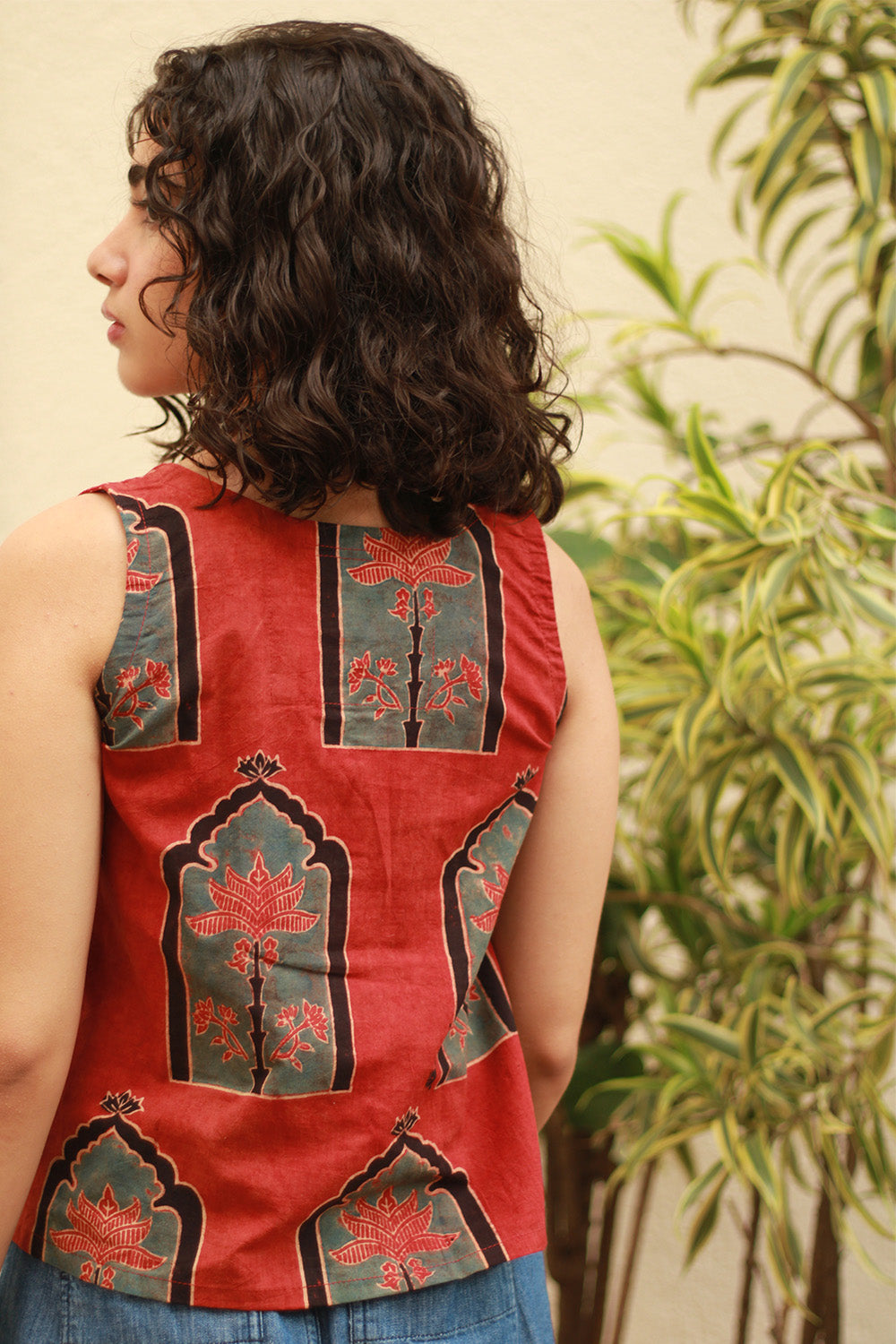 Dhaariyan | Front Buttoned Vest | Madder Stripes & Jharoka Ajrakh