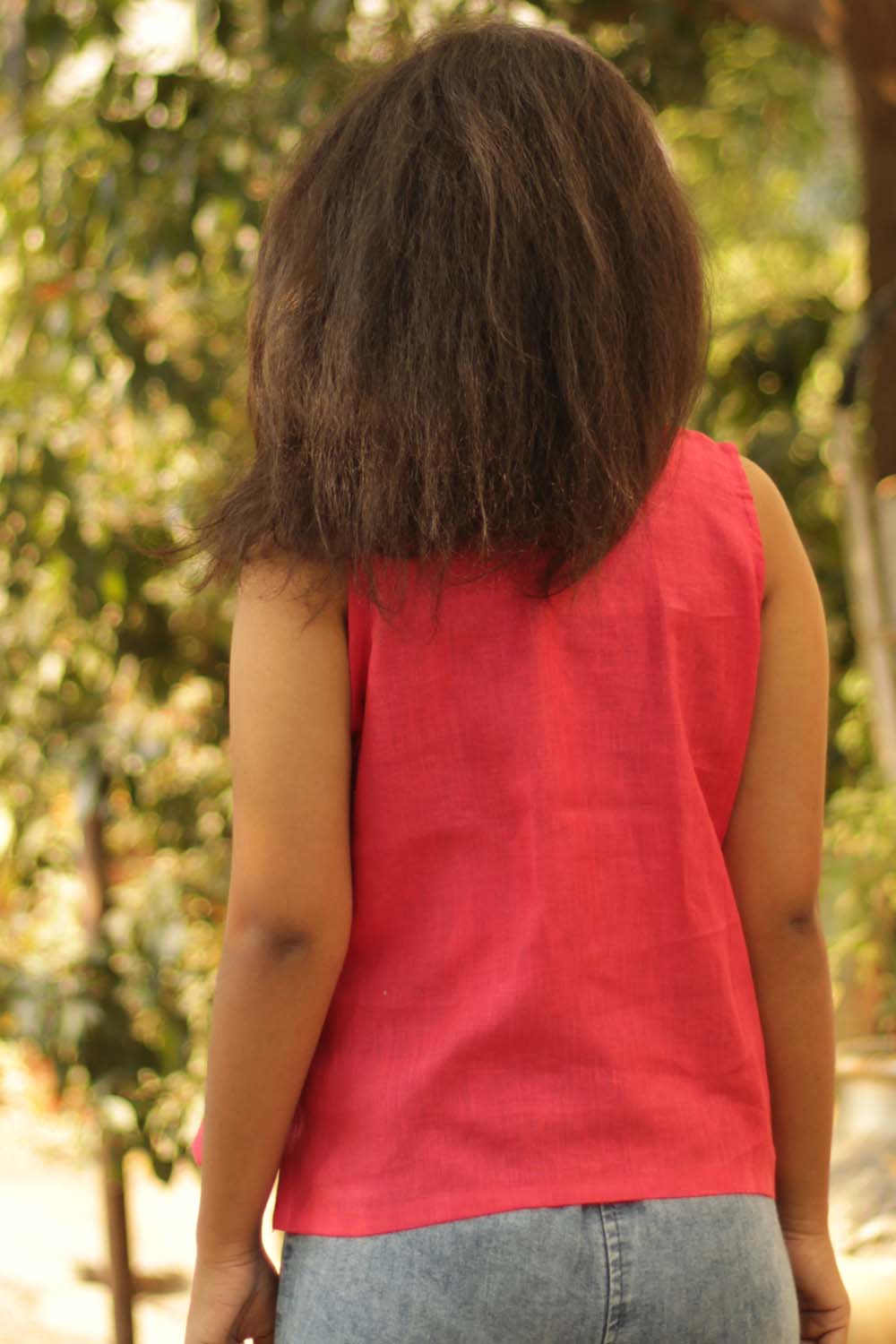 Linen Buttoned Vest | Rouge