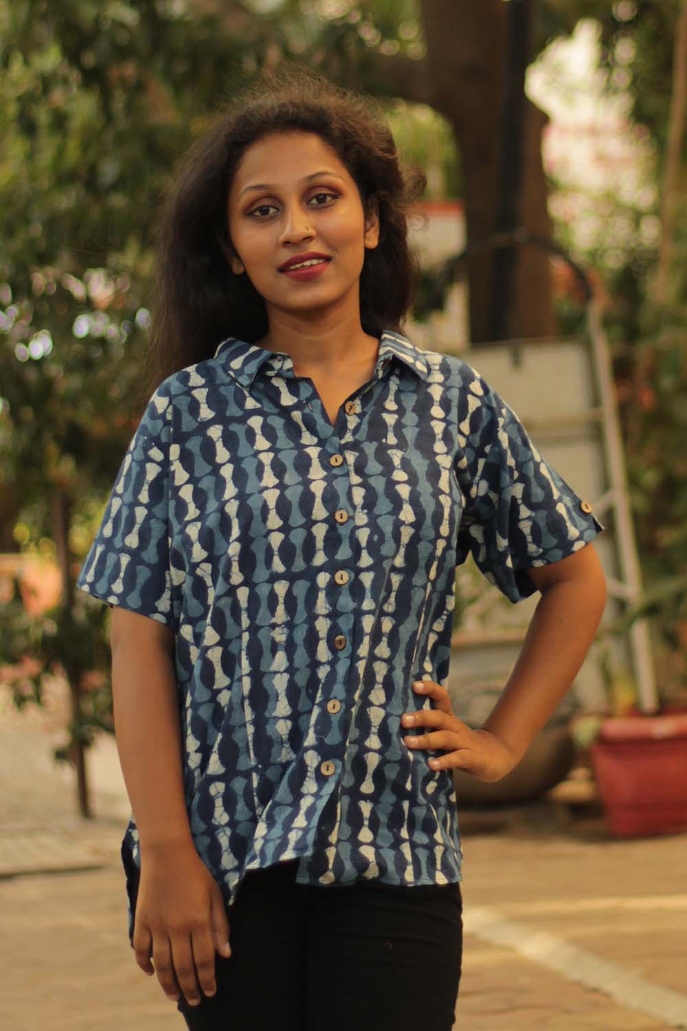 Cotton Shirt in Meandering Indigo