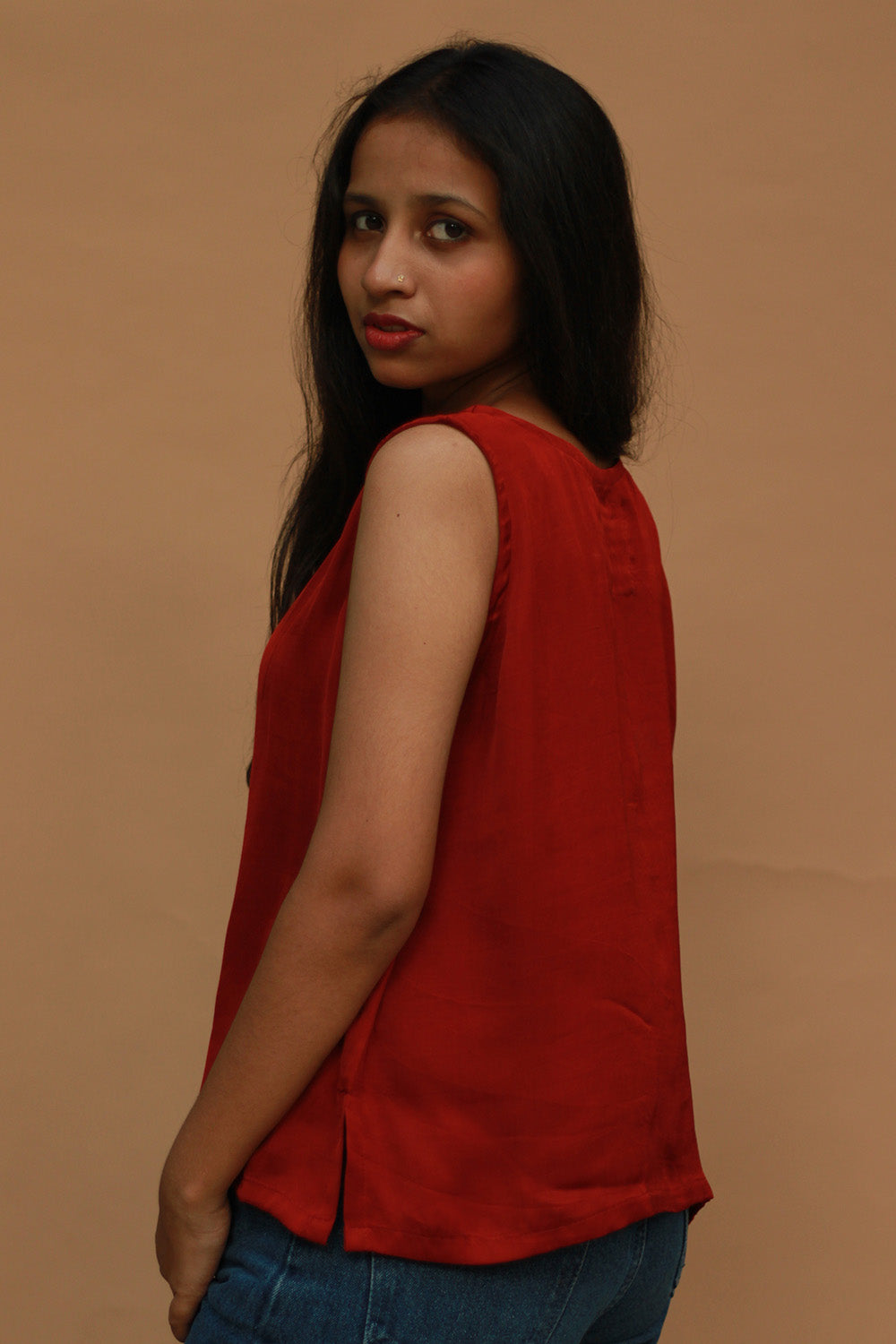 Front Buttoned Vest | Modal Silk | Rouge