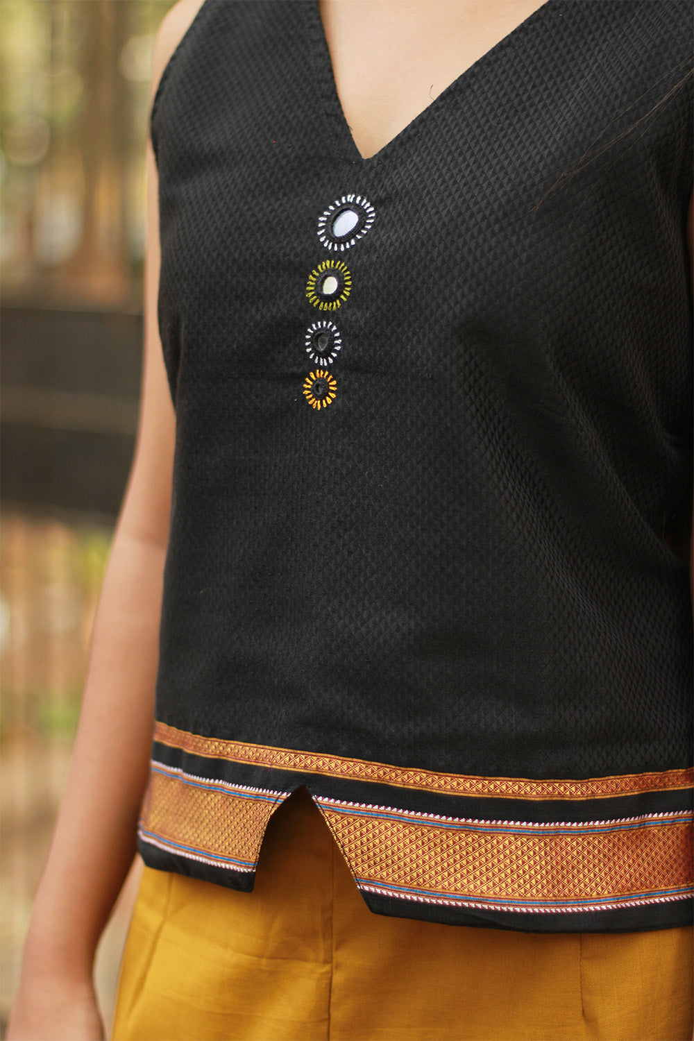 Gor Banjara | Embroidered Crop Top | Midnight Black Khunn