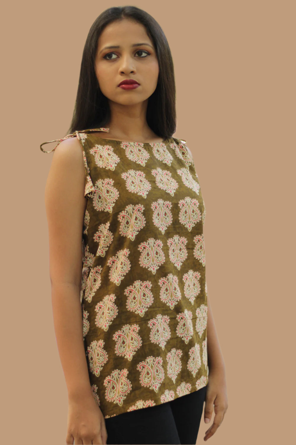 Chanchal | Dori Top | Green Floral Kairi Bagru