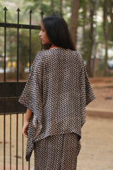 Taarini | Modal Silk Kaftan Top | Noir Chevron