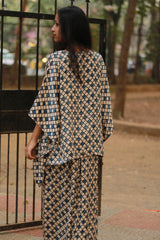 Taarini | Modal Silk Kaftan Top | Beige Hexagon