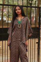 Taarini | Modal Silk Kaftan Top | Tan Hexagon