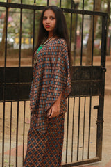 Taarini | Modal Silk Kaftan Top | Tan Hexagon