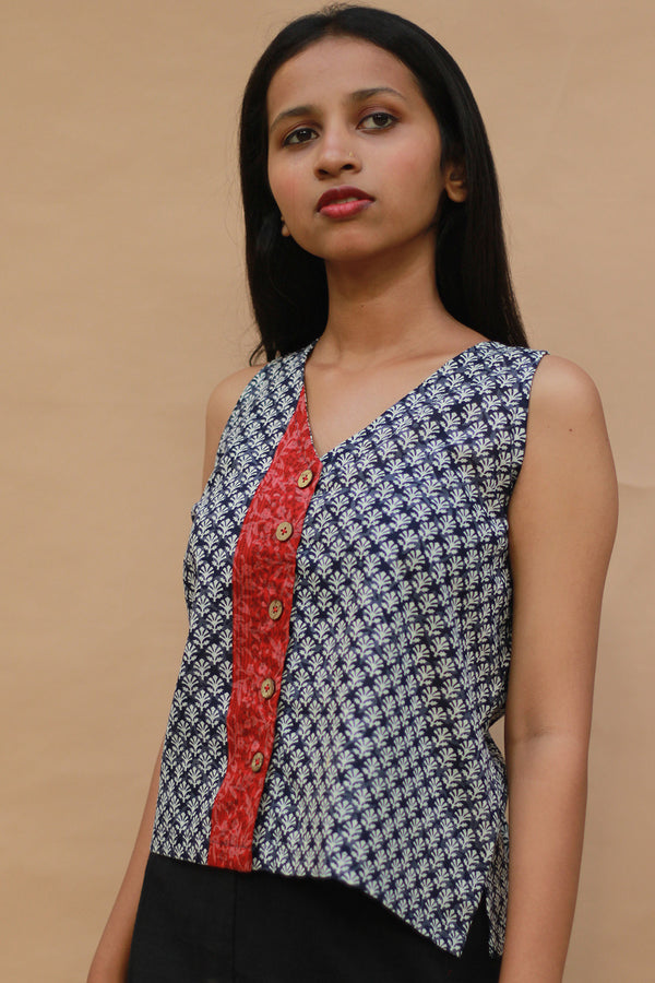 Front Buttoned Vest | Cotton | White Leaves on Indigo