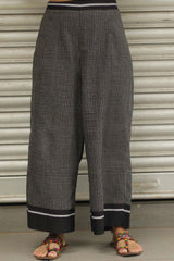 Vanyam Syahi | Patteda Wide Leg Pants | Noir