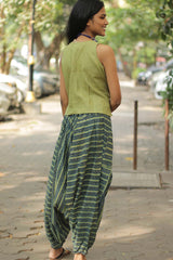 Linen Buttoned Vest | Green