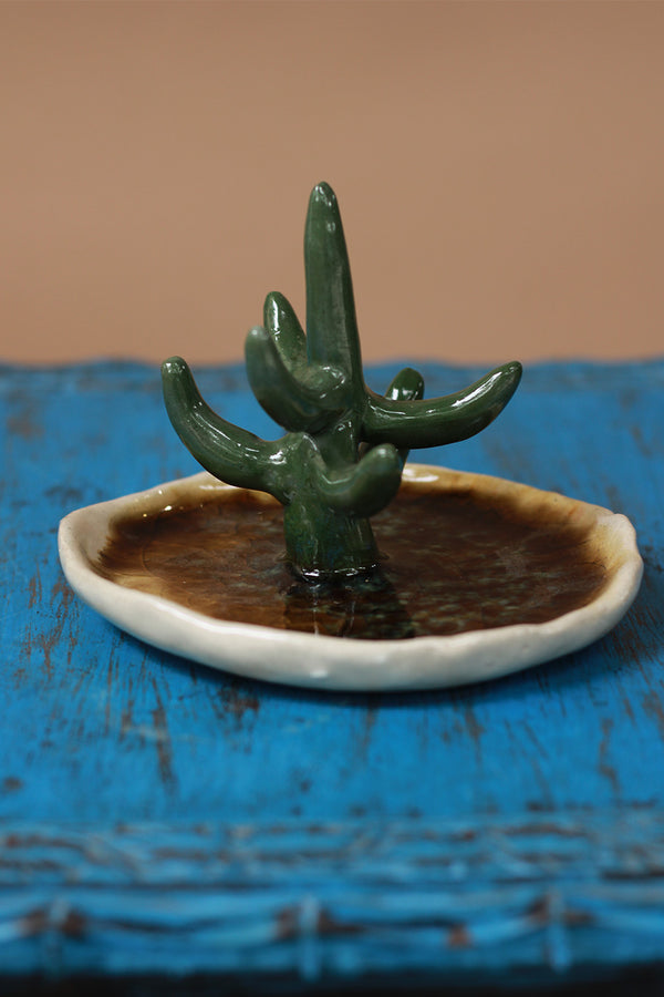 Mrudgandh | Ceramic Ring Holder Ochre Crackle Glaze