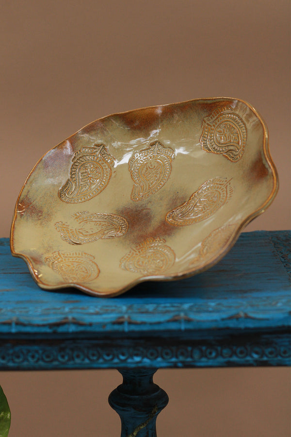 Mrudgandh | Ceramic Paisley Tray