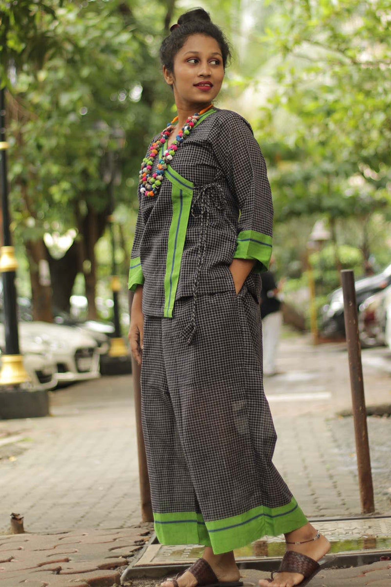 Vasundhara Syahi | Patteda Aanchu Co-Ord Set | Popat