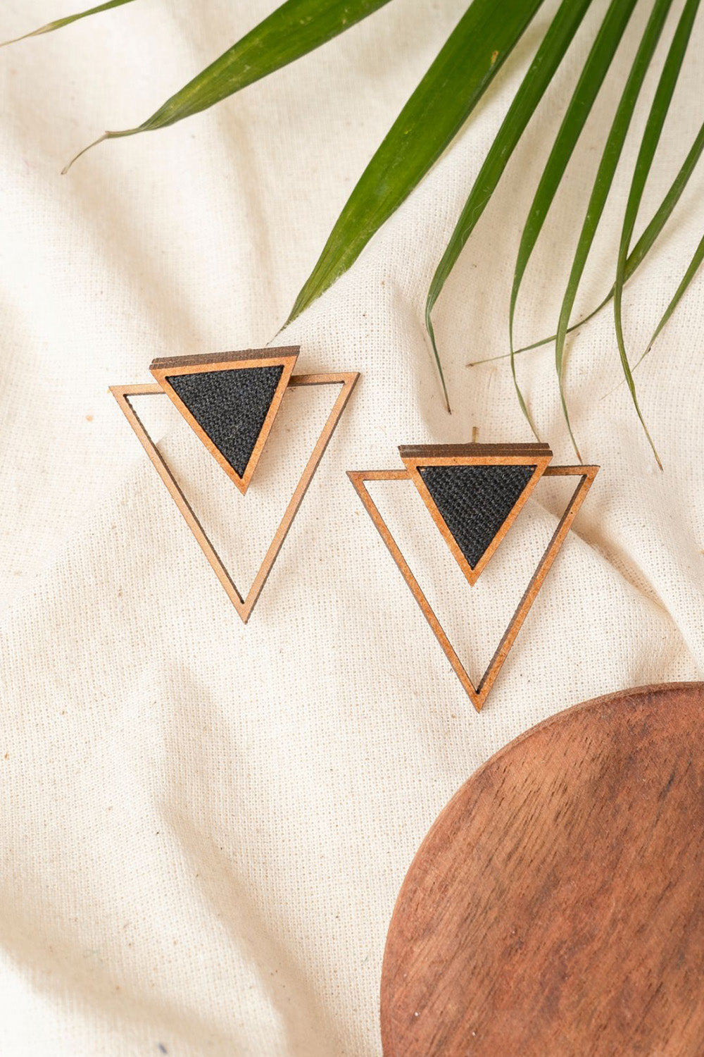 Abira | Chindi Fabric & Wood Earrings | Noir