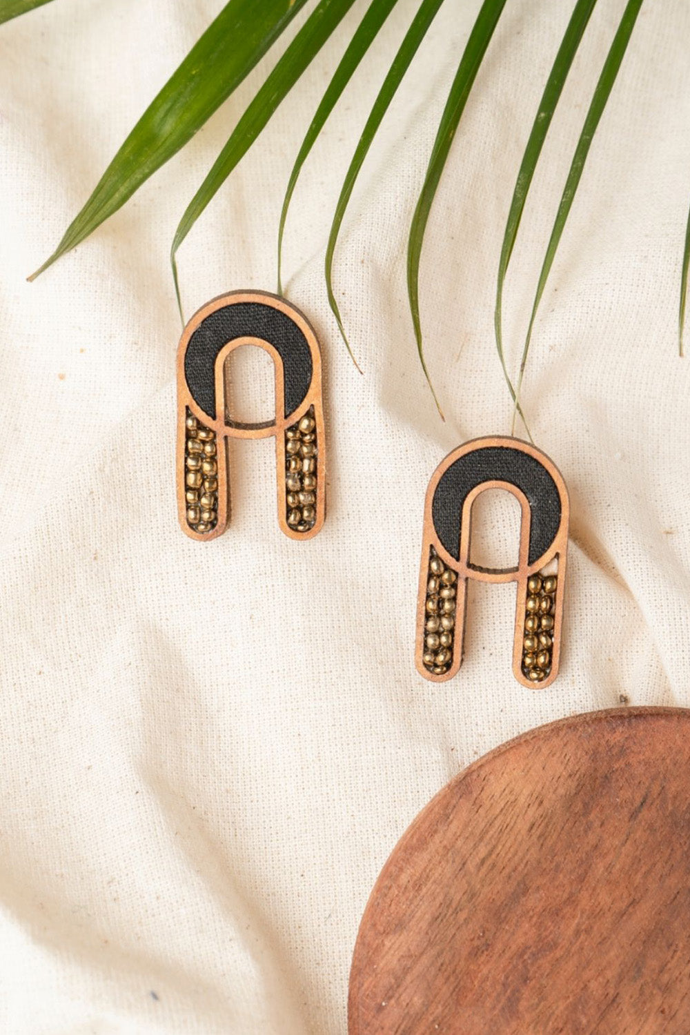 Abira | Chindi Fabric & Wood Earrings | Noir