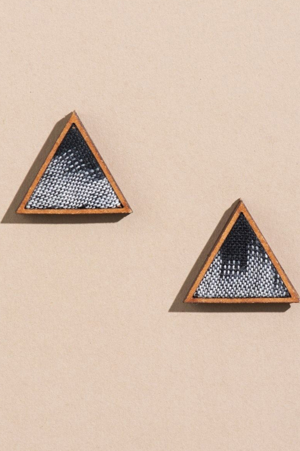 Abira | Chindi Fabric & Wood Earrings | Noir & White