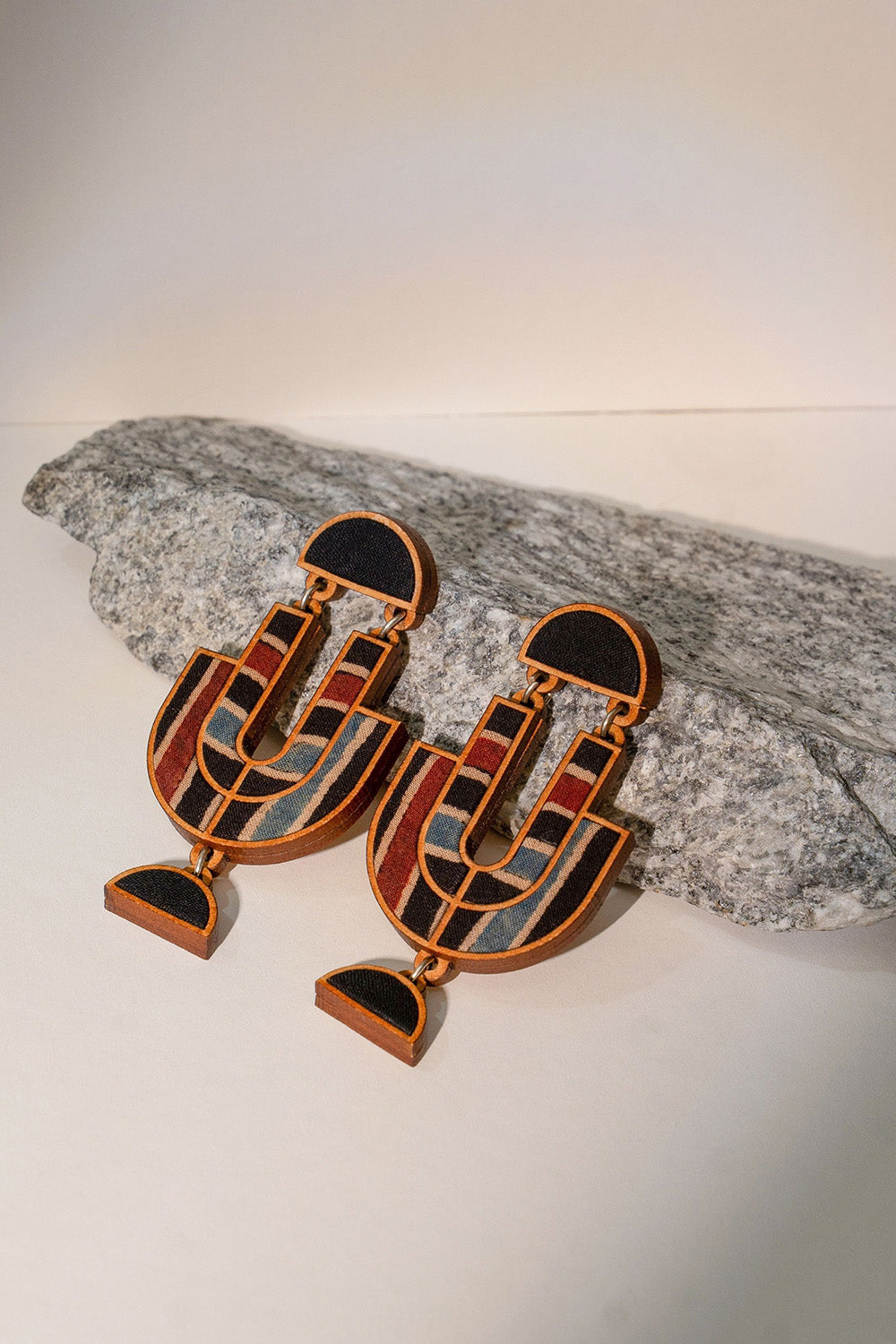 Abira | Chindi Fabric & Wood Earrings | Noir