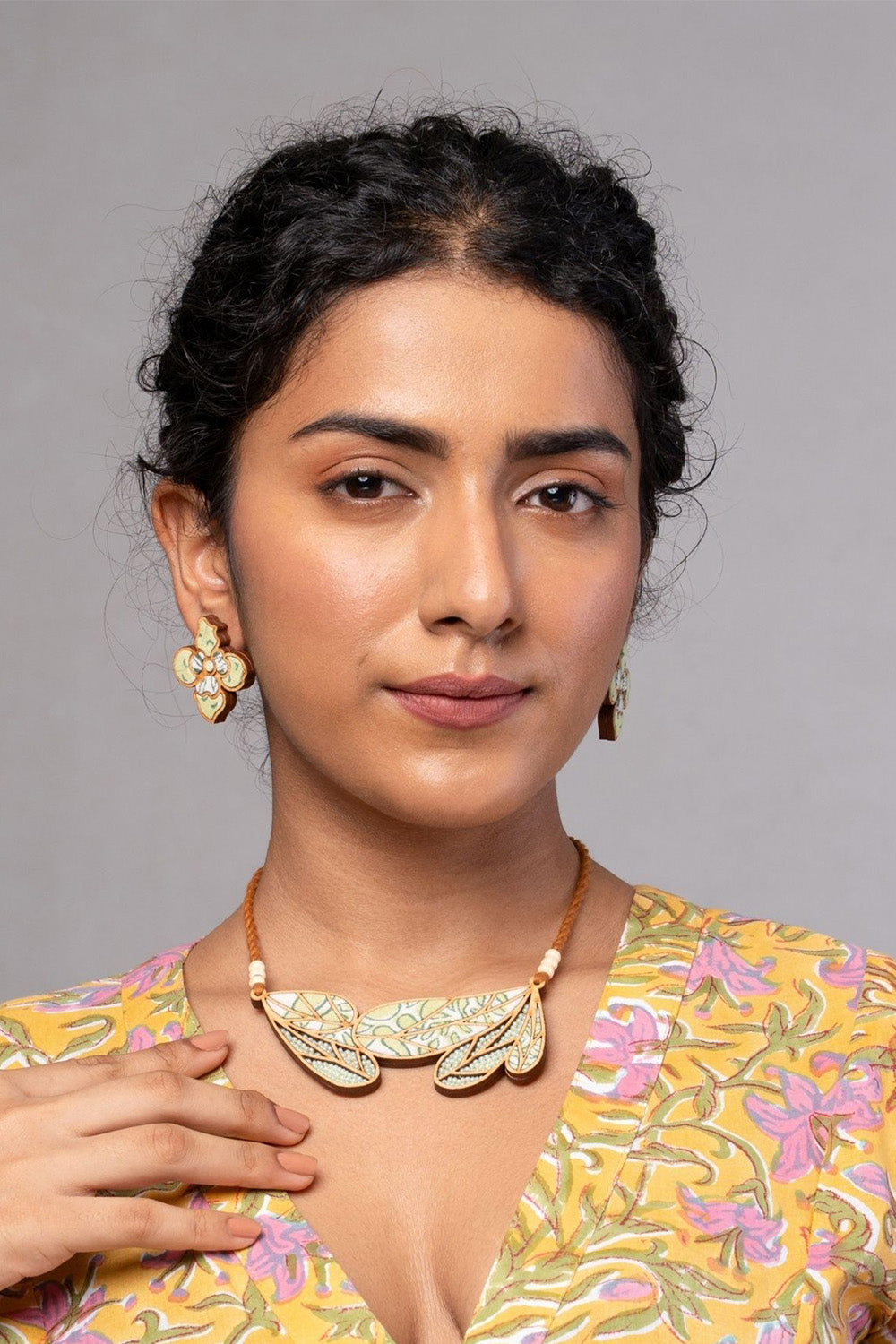 Abira | Chindi Fabric & Wood Earrings | Green