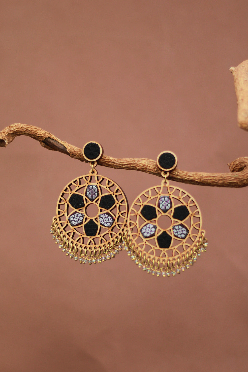 Abira | Chindi Fabric & Wood Earrings | Noir