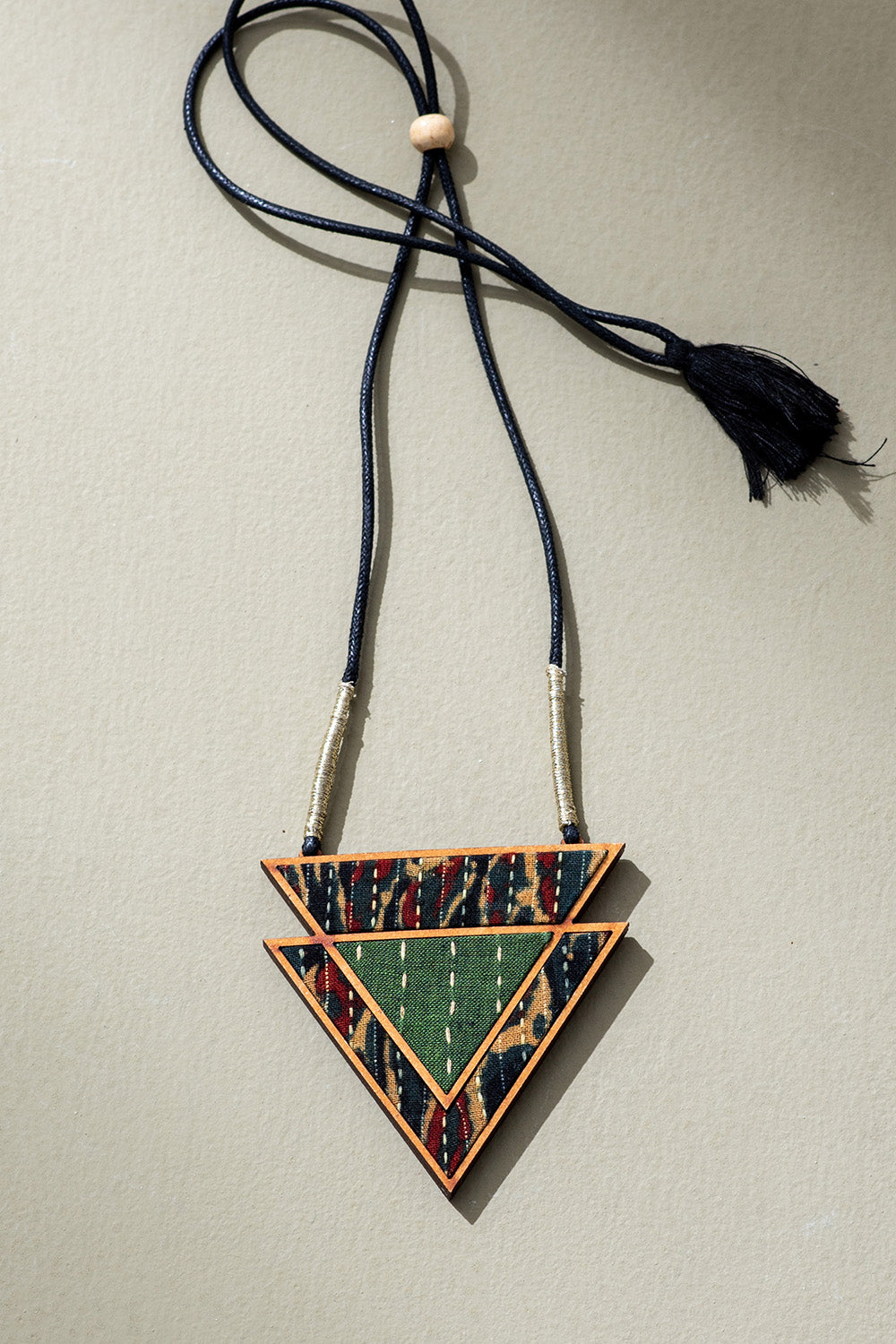 Abira | Chindi Fabric & Wood Necklace | Green