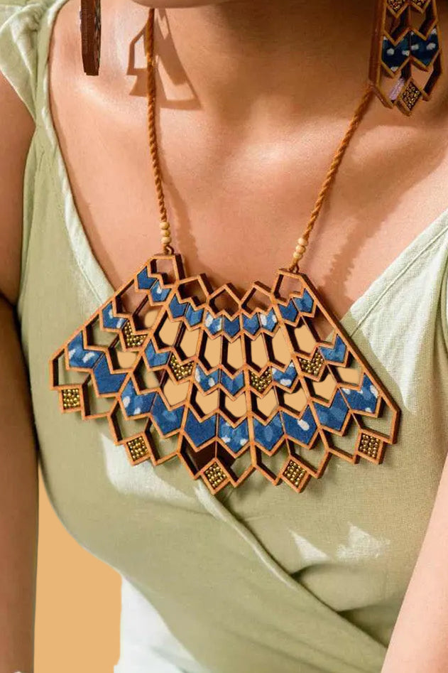 Abira | Chindi Fabric & Wood Necklace | Blue Kalamkari