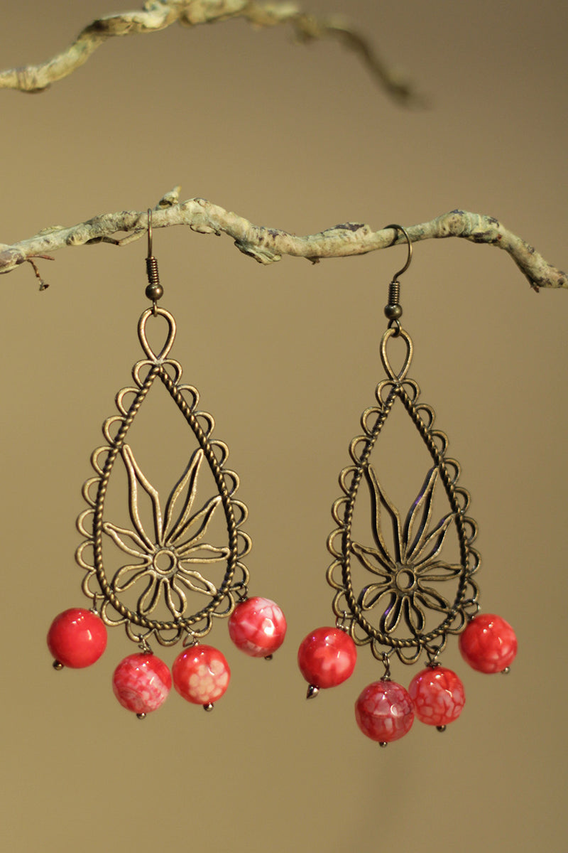 Parijat | Earrings | Red & white agates