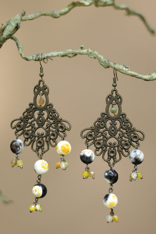 Nakshita | Classic Beaded Earrings | White & Yellow Agates