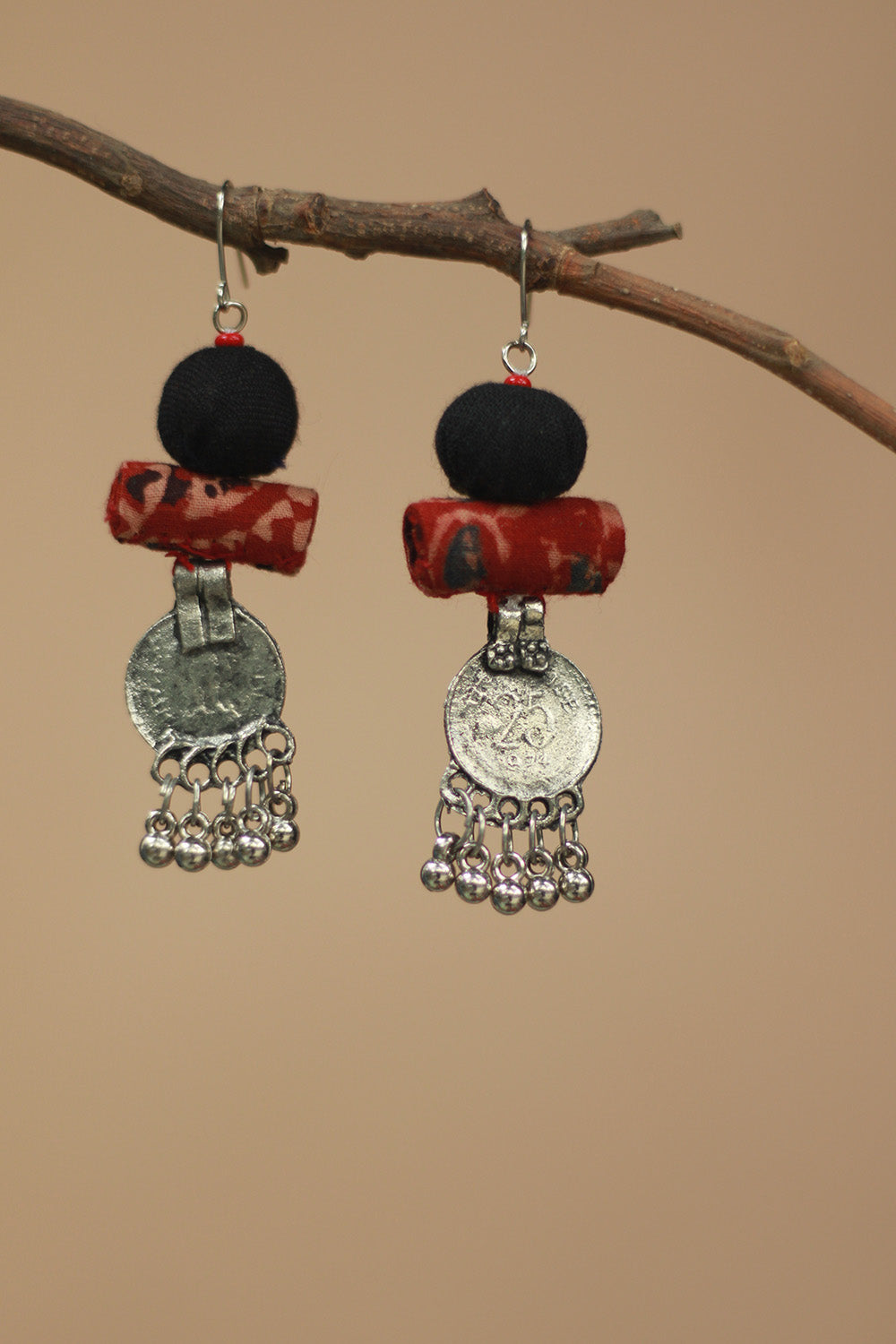 Nakhre | Chindi Coin Earring | Noir & Rouge