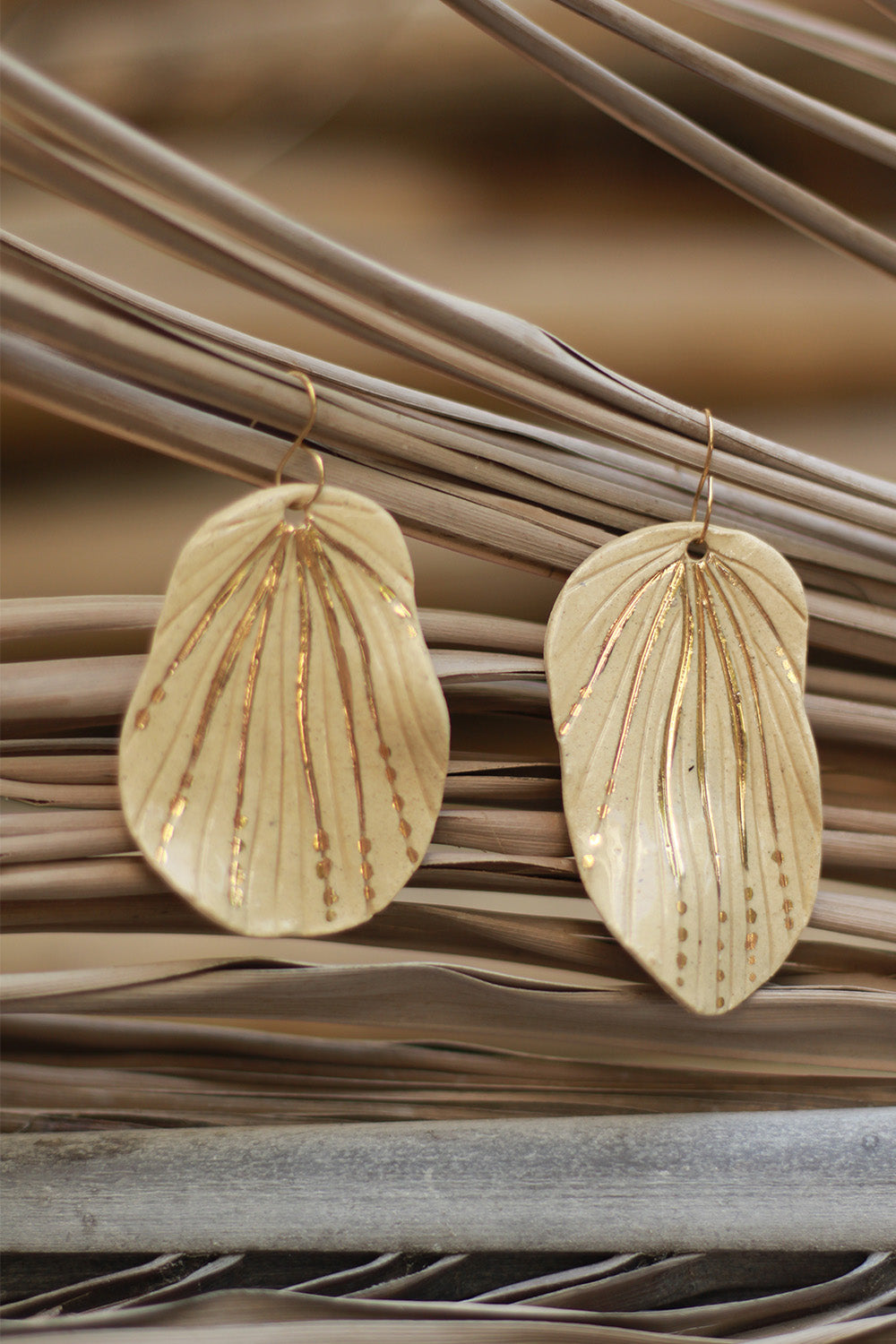 Mrida | Ceramic Earrings | Cream Shell