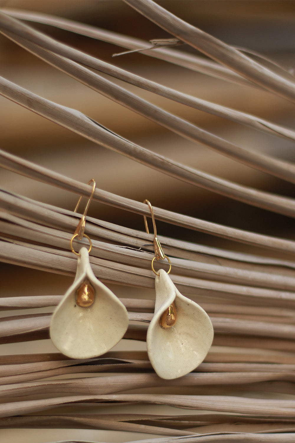 Mrida | Ceramic Earrings | White Calla Lily