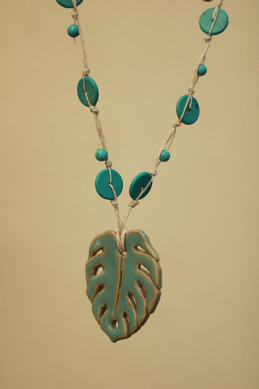 Mrida | Ceramic Necklace | Turquoise Monstera Leaf