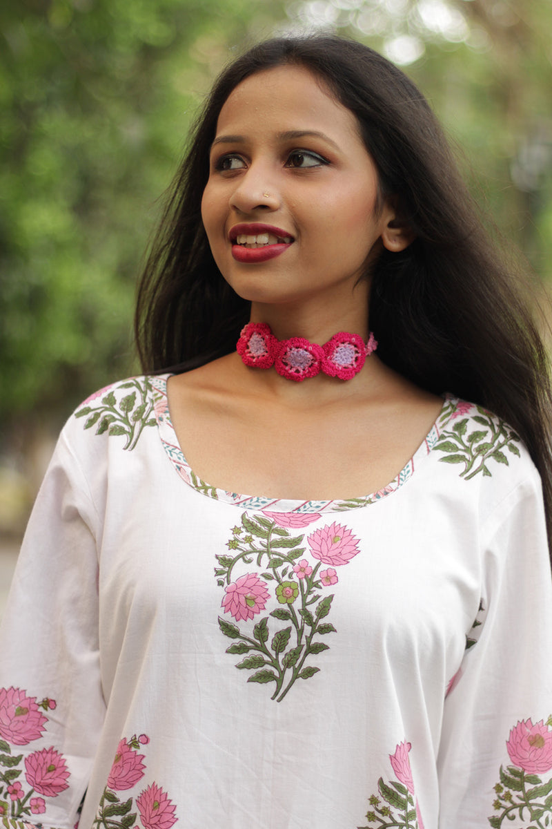 Komal | Crochet Choker Necklace| Red & Pink
