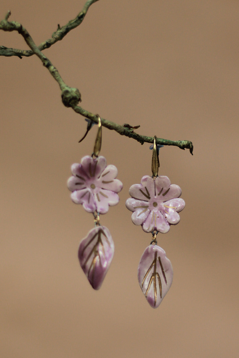 Sadhvi | Ceramic  Flower & Leaf Earrings | Mauve