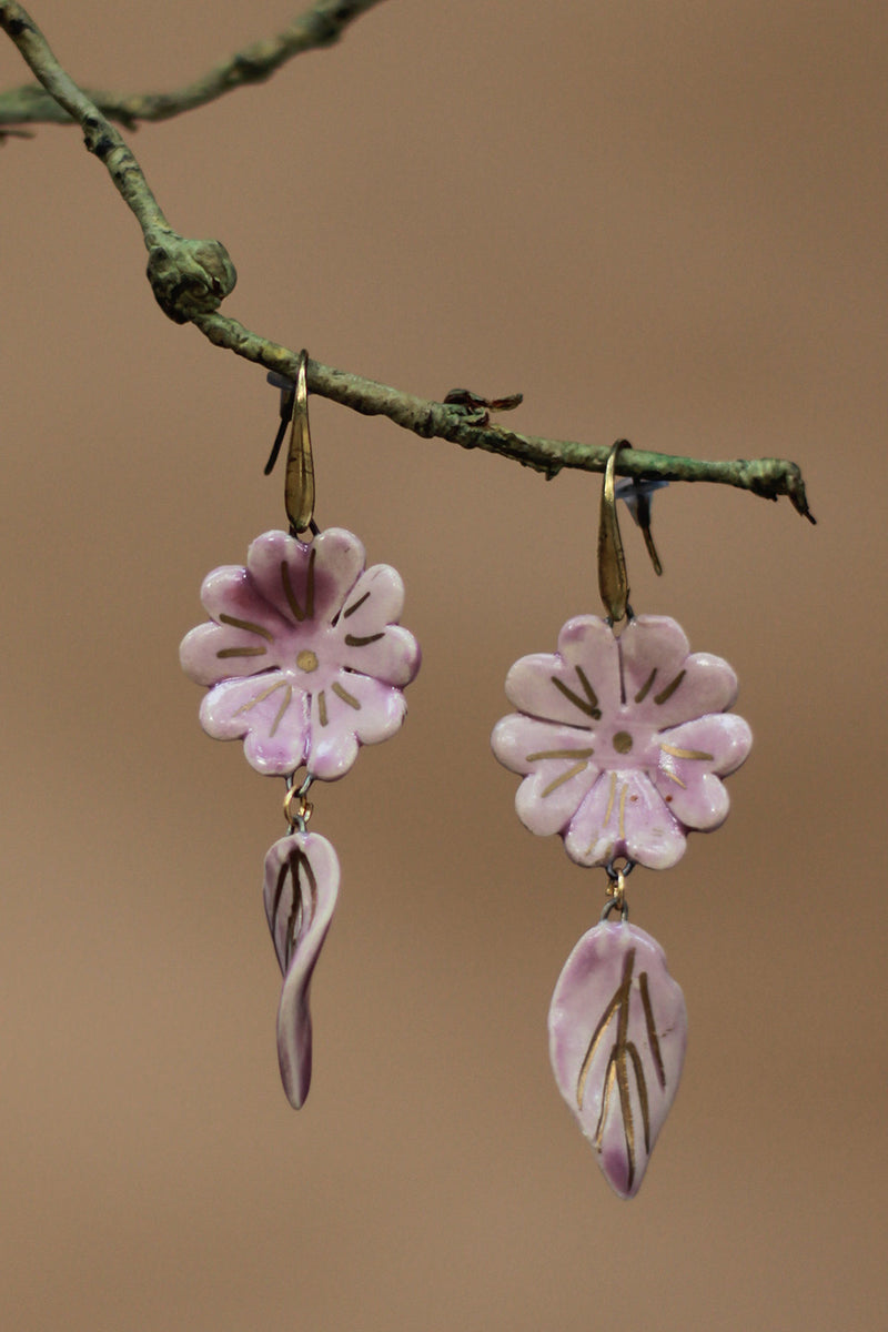 Sadhvi | Ceramic  Flower & Leaf Earrings | Mauve
