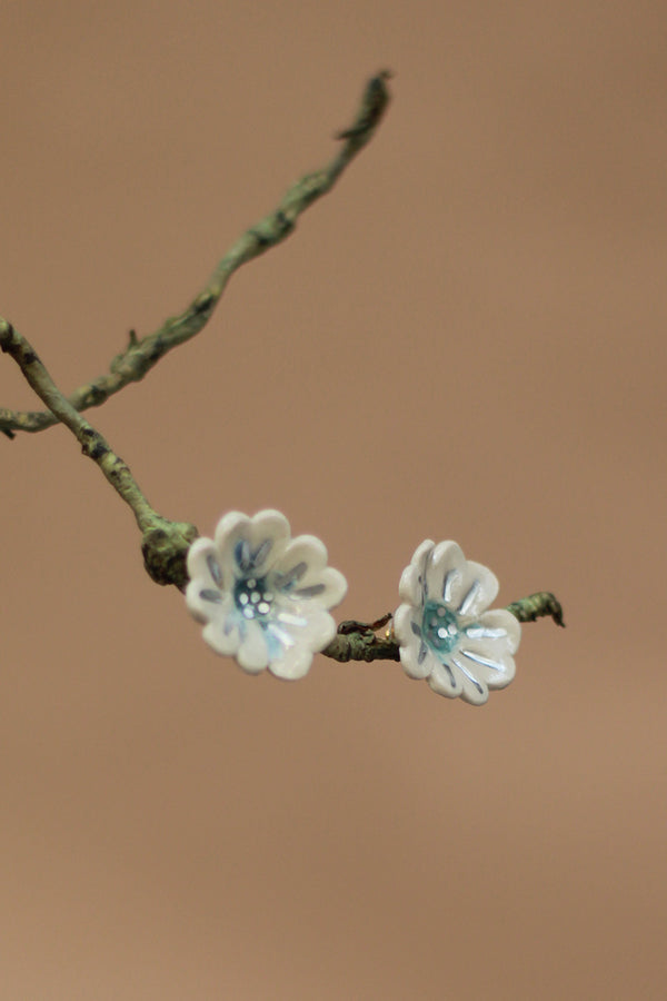 Sadhvi | Ceramic  Flower Earrings | Ivory