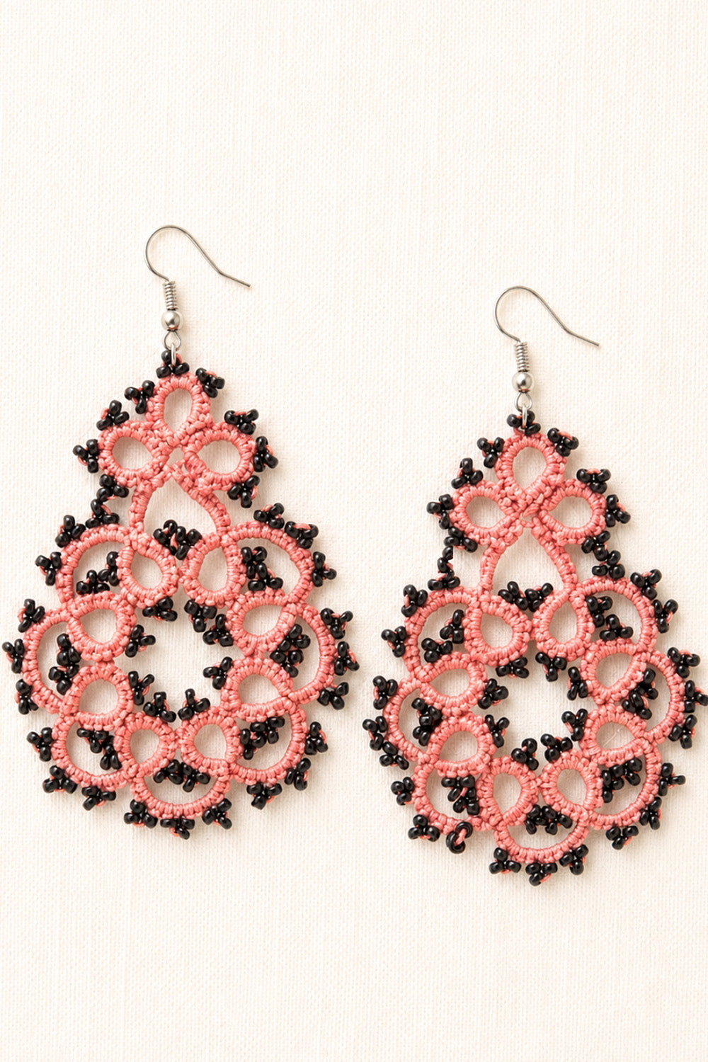 Knots to Node | Blush Noir Earrings