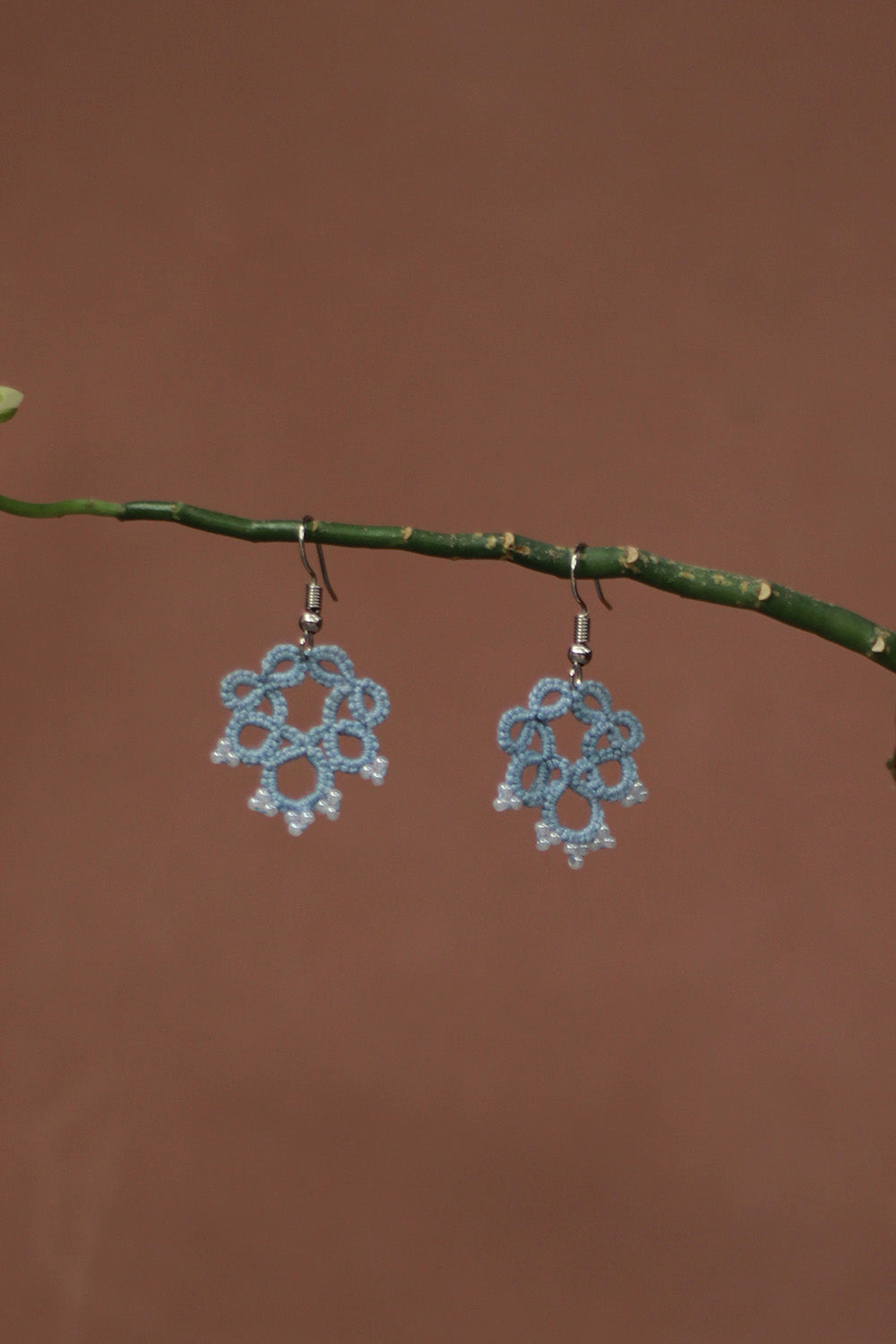 Knots to Node | Powder Petal Earrings