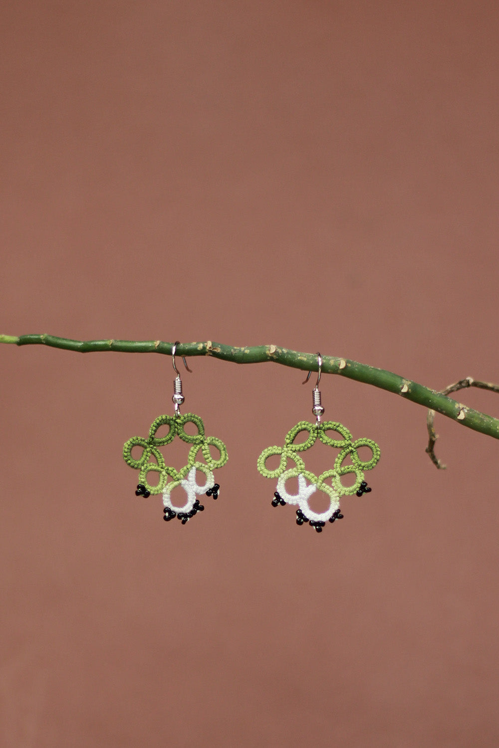 Knots to Node | Olive Meadow Earrings