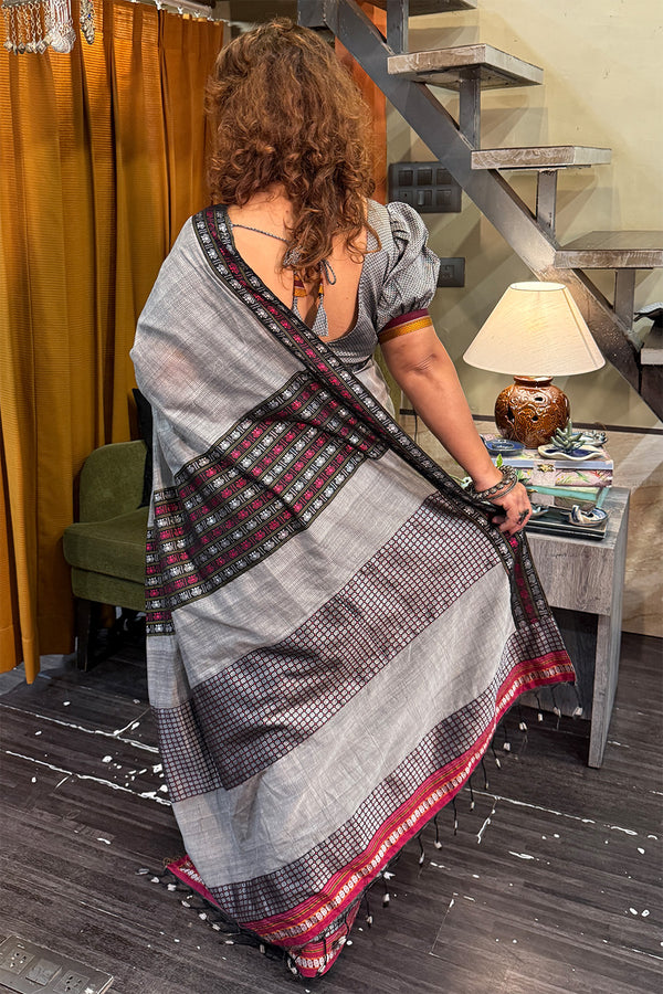 Khunn Saree | Slate