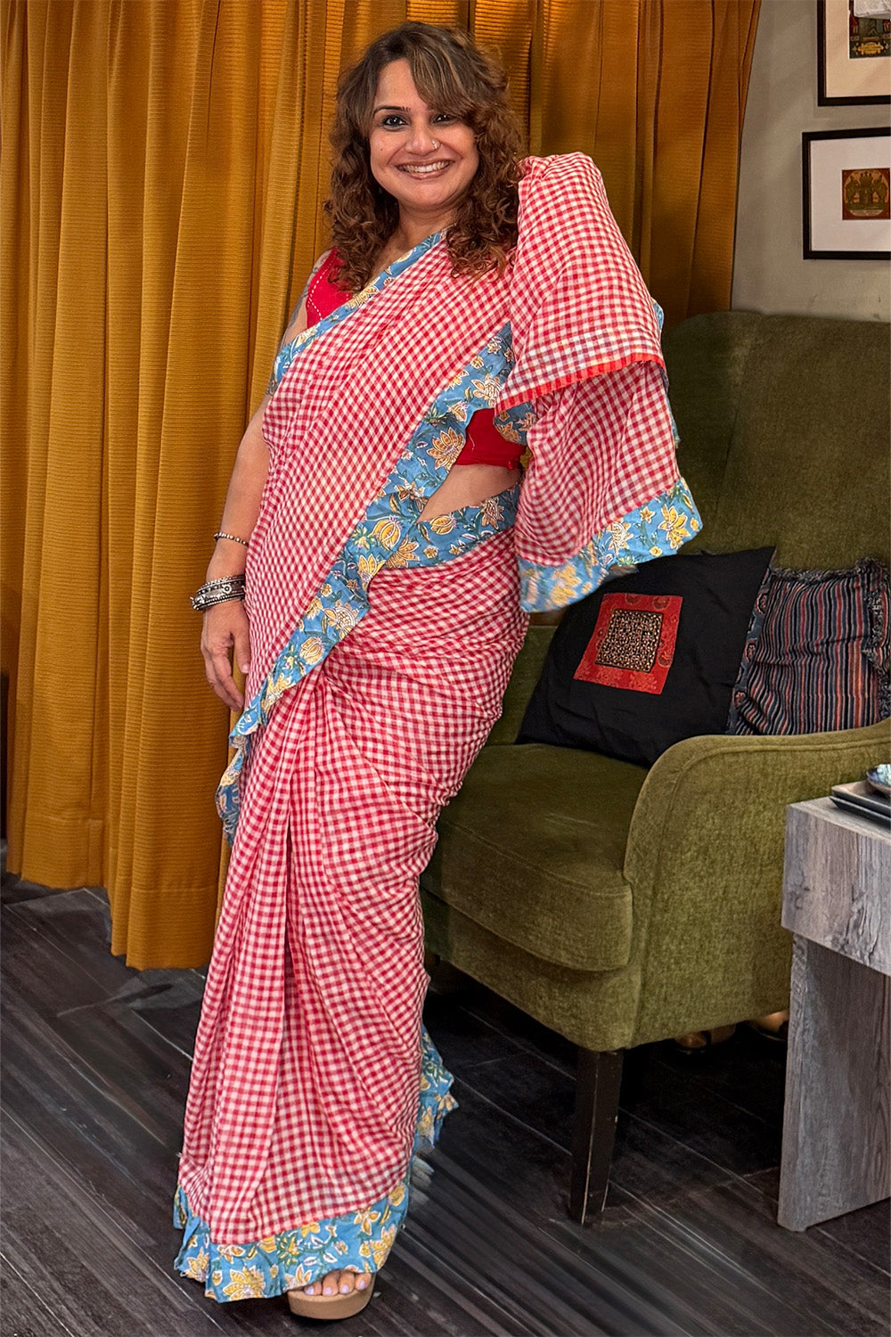 Hulchul |  Frill Saree | White & Red Checks With Sanganeri