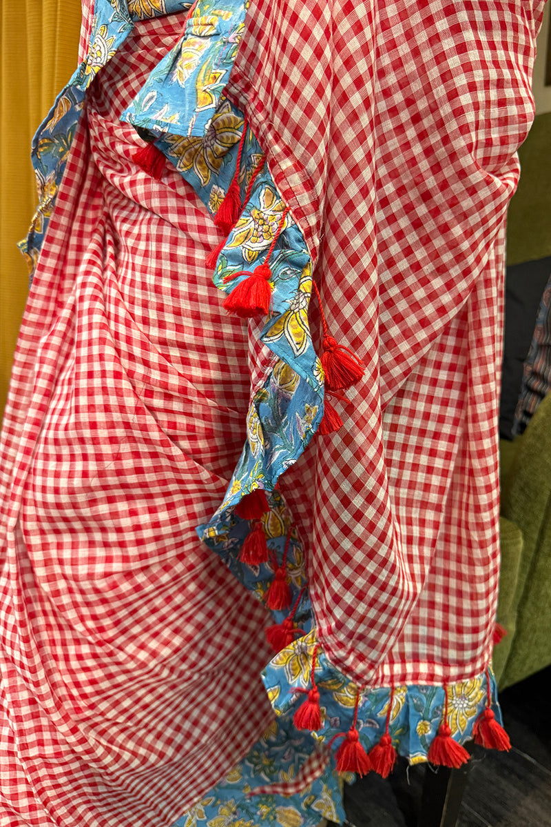 Hulchul |  Frill Saree | White & Red Checks With Sanganeri