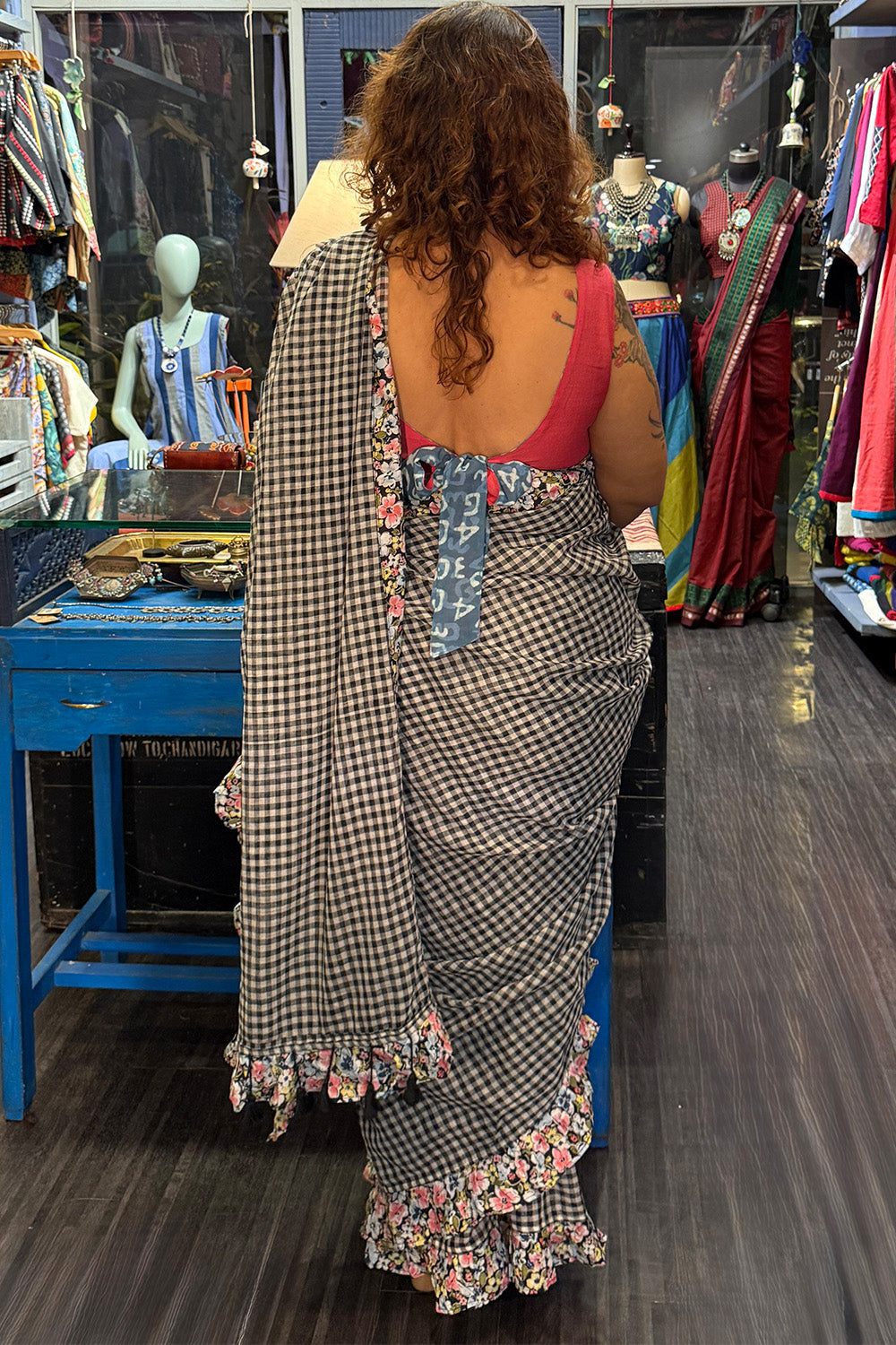 Hulchul | Frill Saree | White & Black Checks With Sanganeri