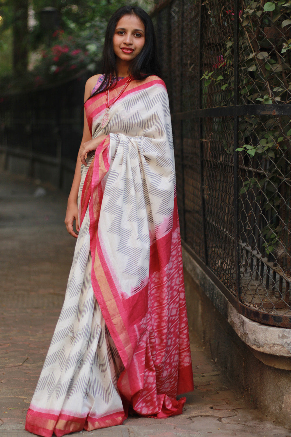 Handloom Cotton Saree | Ikkat | Grey & Pink