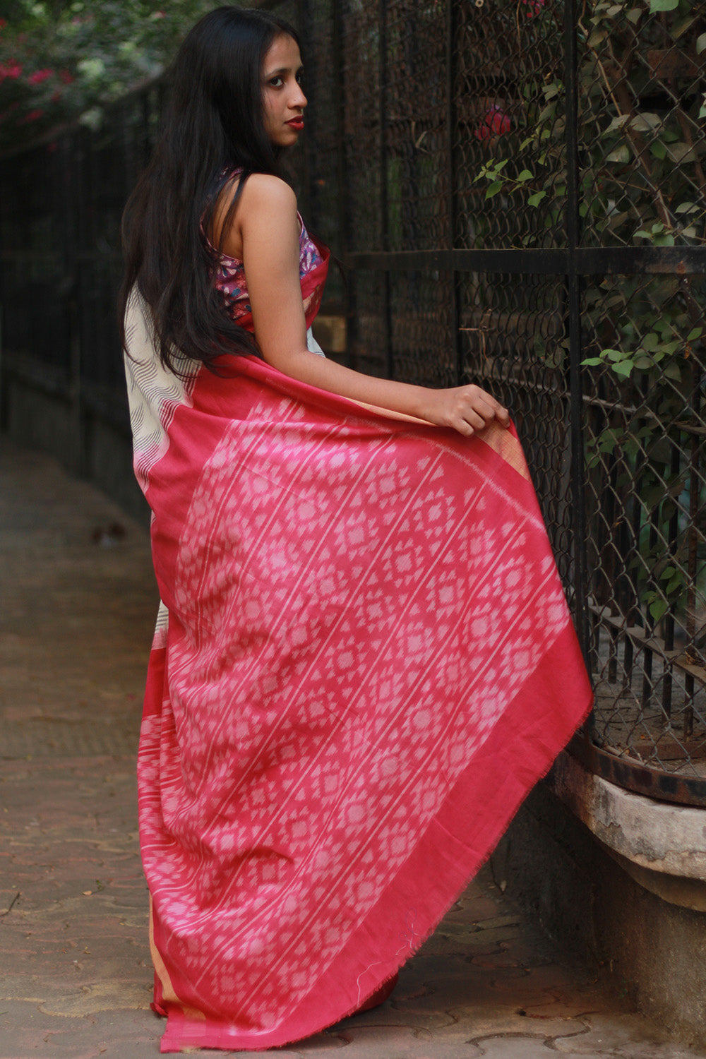 Handloom Cotton Saree | Ikkat | Grey & Pink