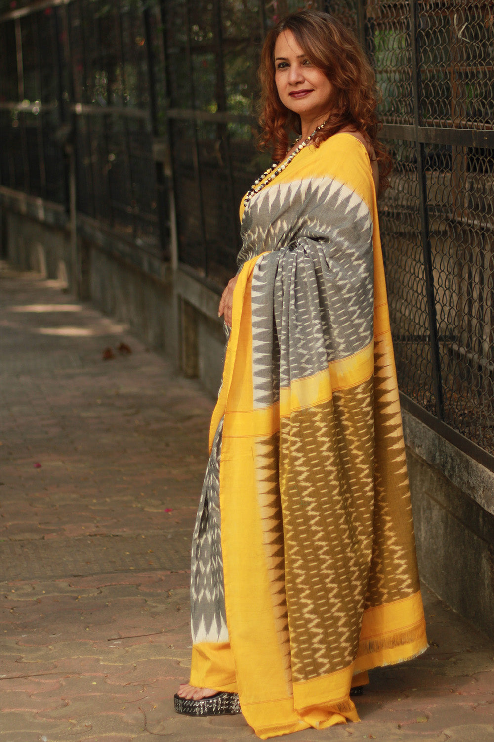 Handloom Cotton Saree | Ikkat | Grey & Yellow