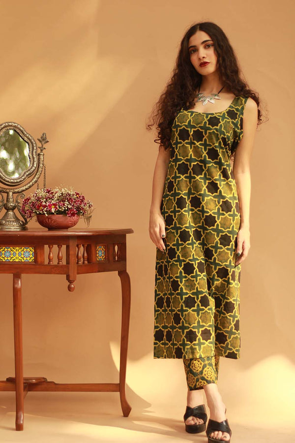 Cotton Kurta in Shatkon Ajrakh- Green